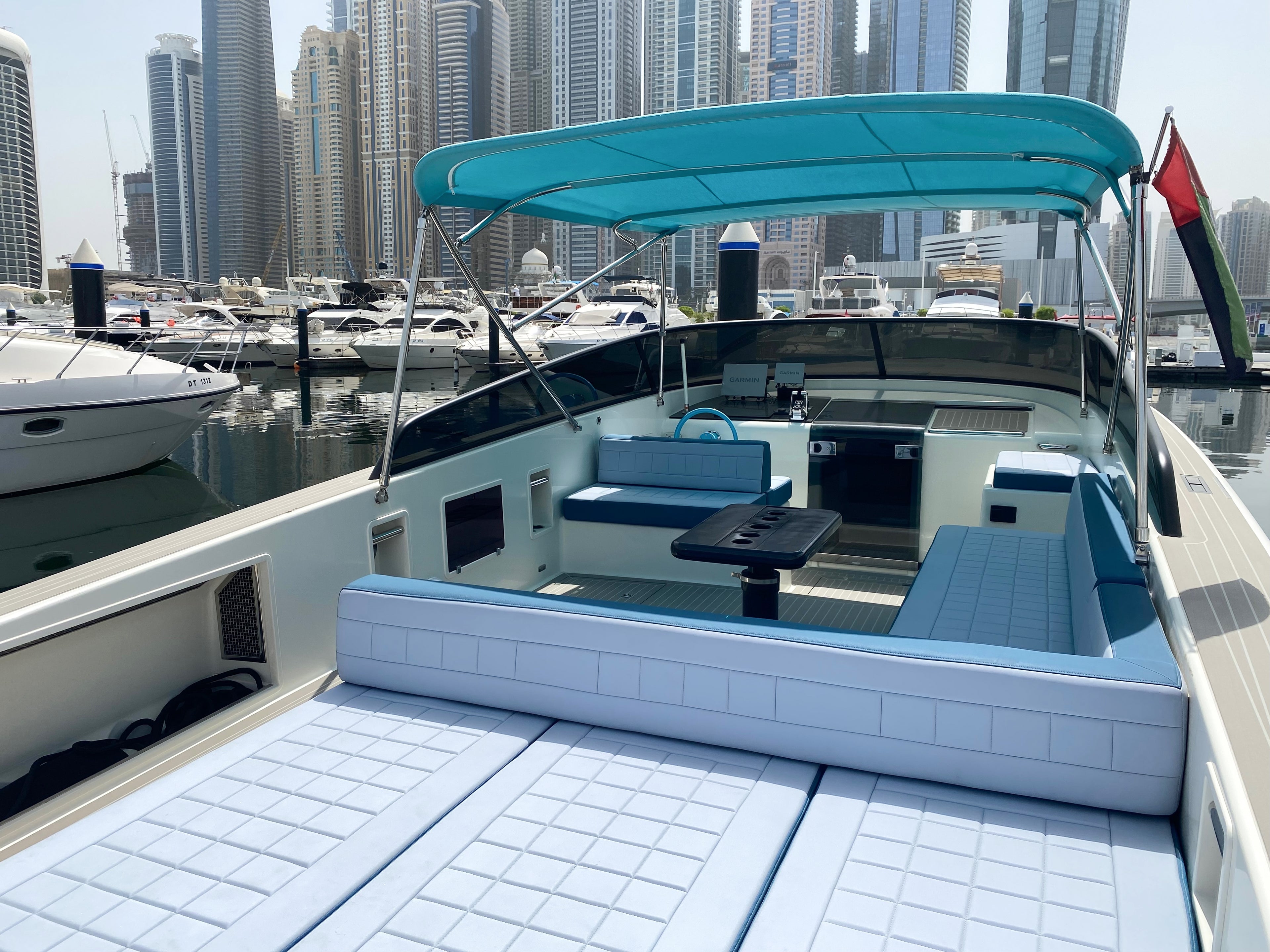 VANDUTCH 40FT The Only One in Dubai