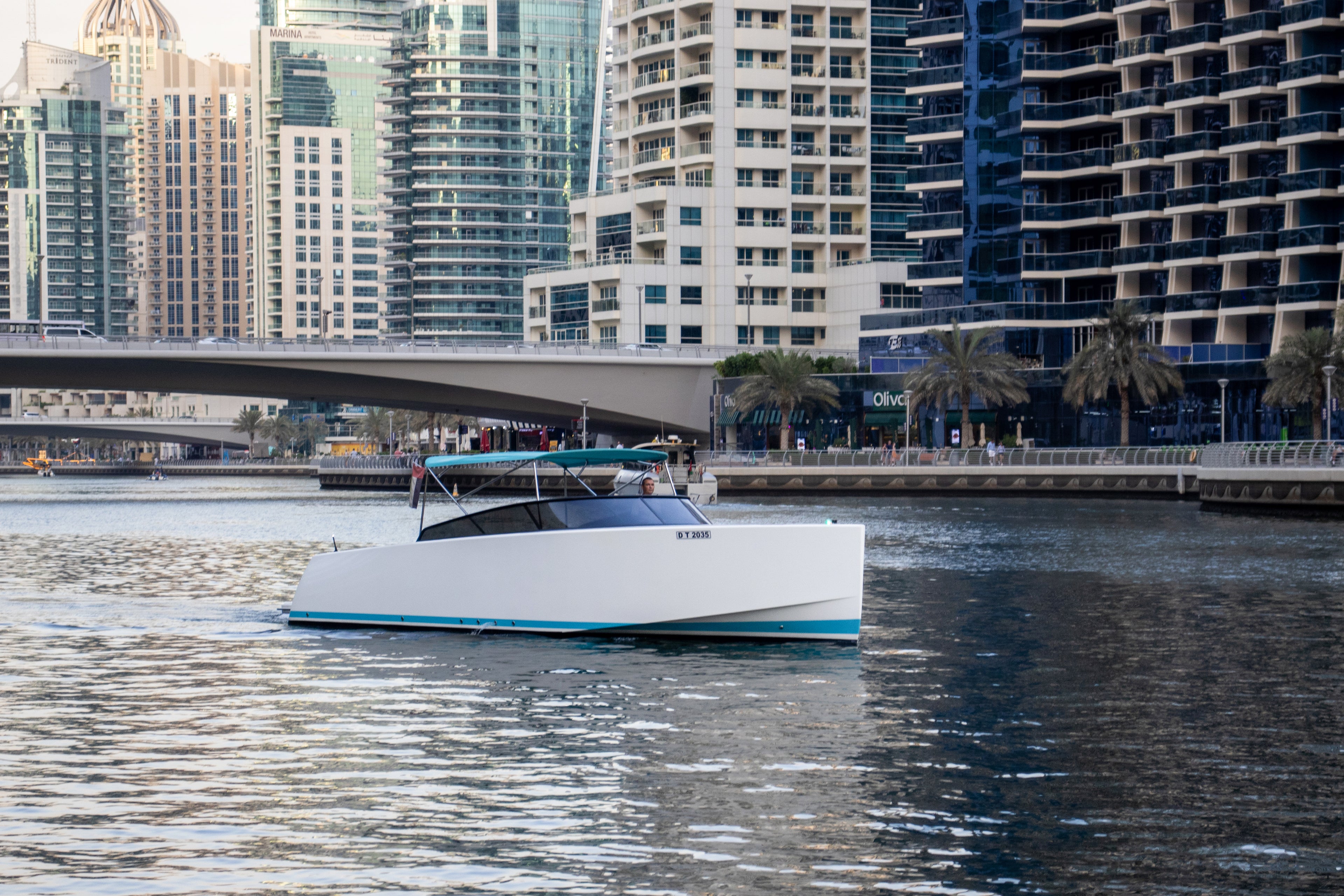 VANDUTCH 40FT The Only One in Dubai